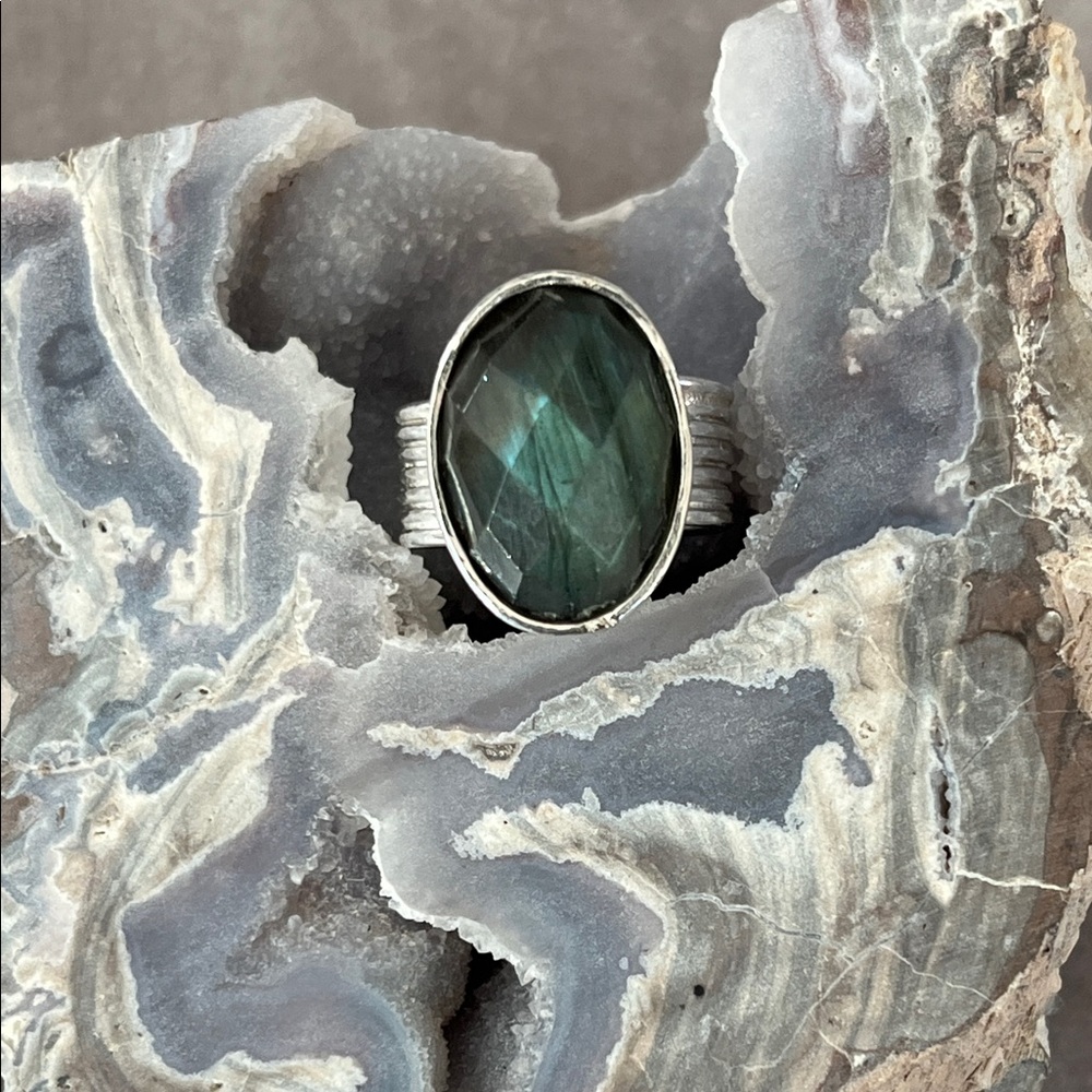 New Sundance Premonition Labridorite Ring